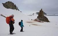 Walking on the Antarctic continent