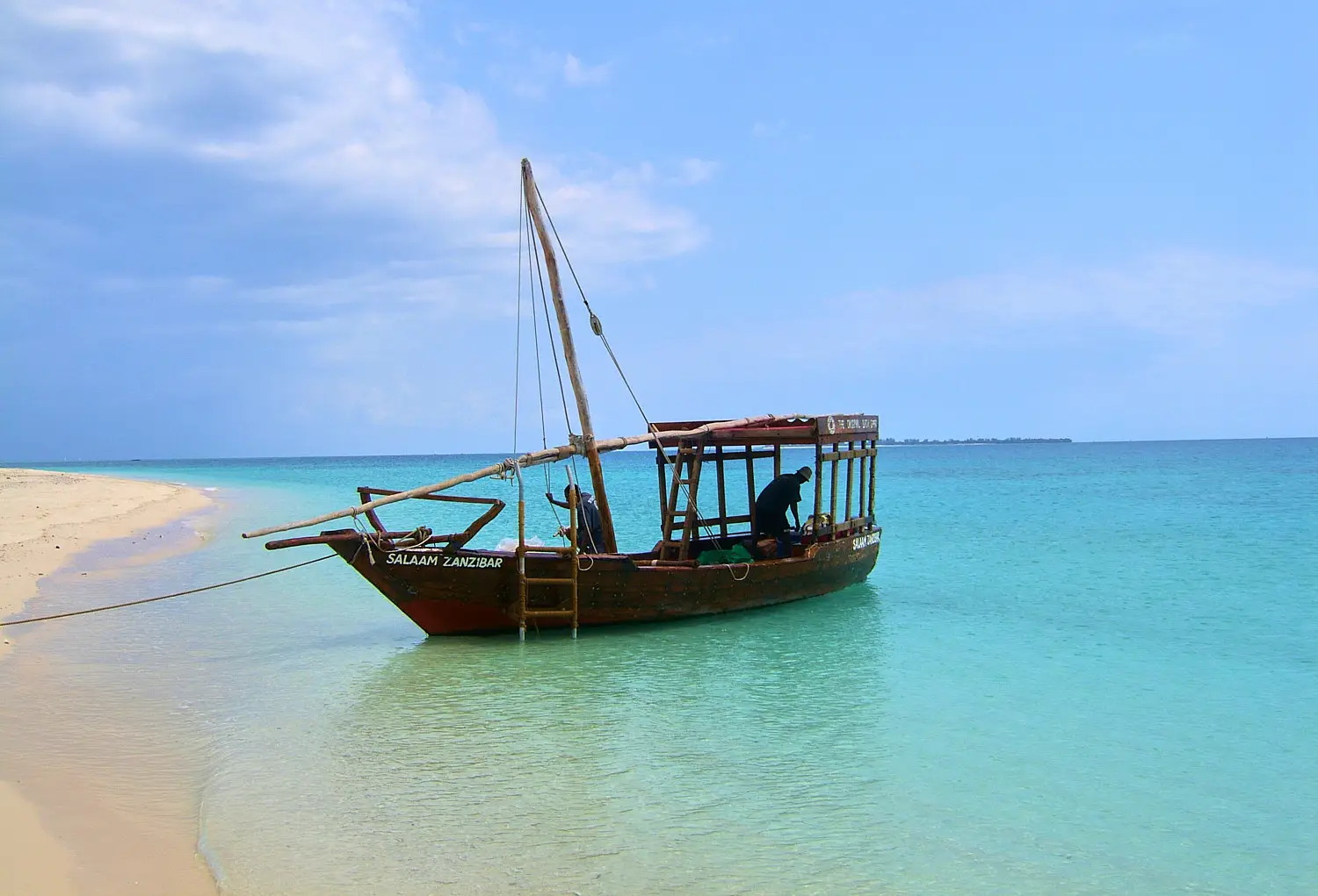 diving dhow zanzibar tanzania